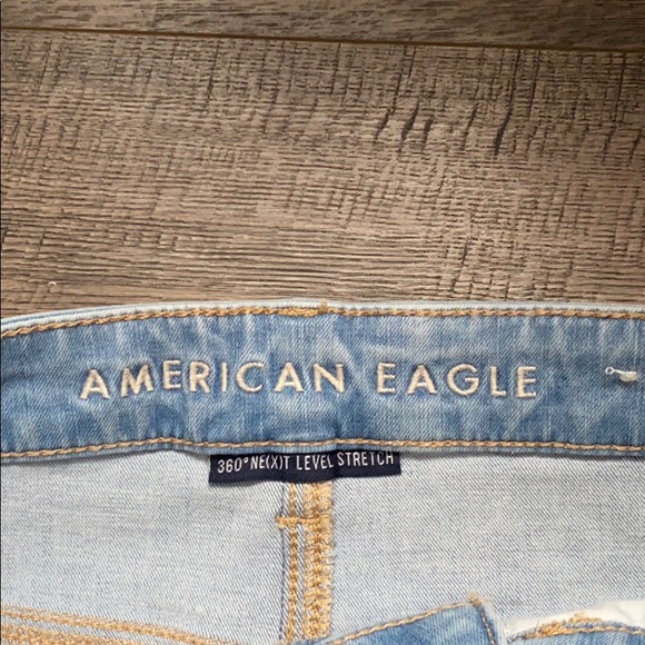 AE Jeans - Picture 2 of 3